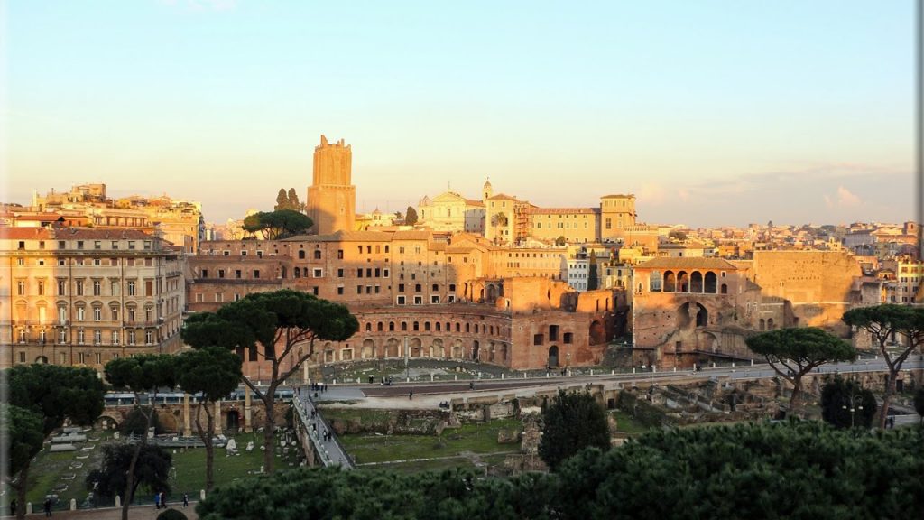 Tramonto sui Mercati di Traiano