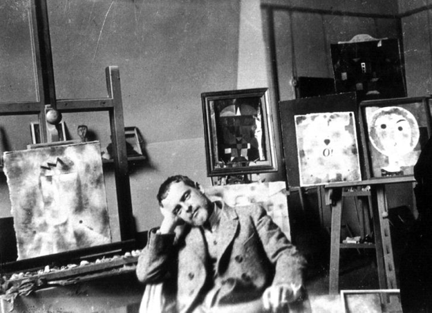 Paul Klee nel suo studio