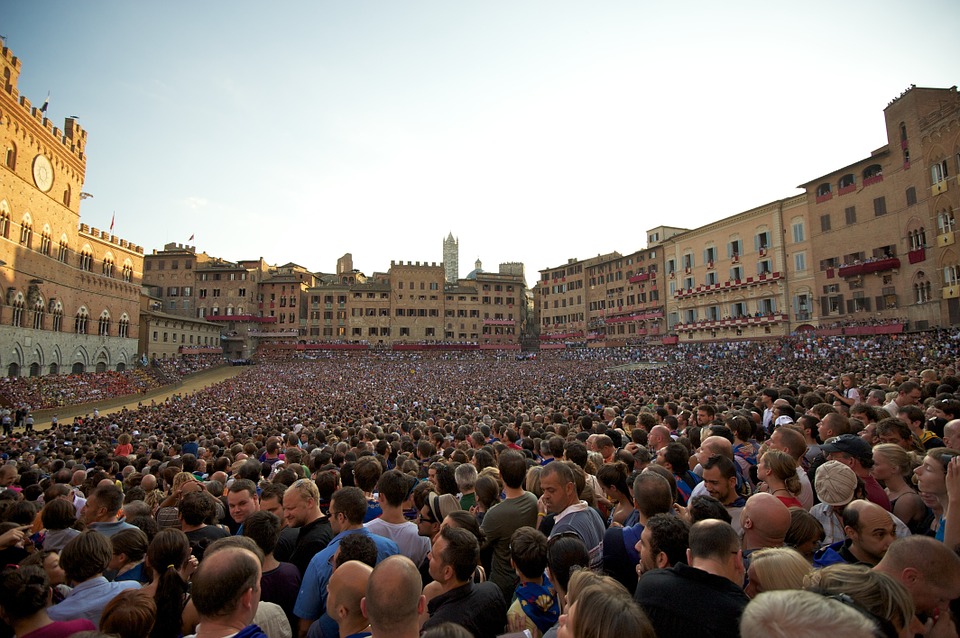 Piazza del Campo durante il Palio