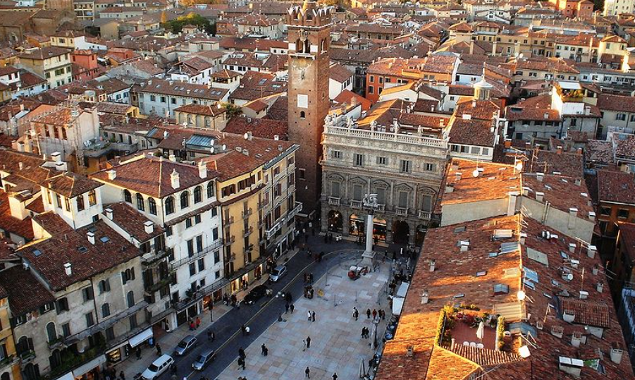 Verona, Piazza delle Erbe