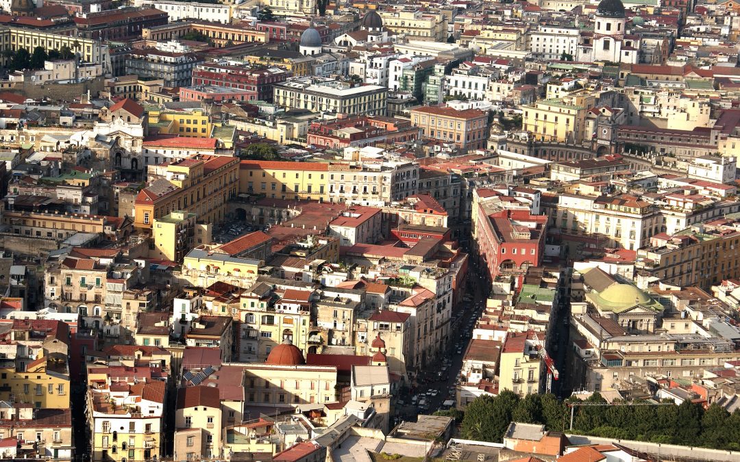 Naples et ses quartiers: Via Toledo et les Quartiers Espagnols